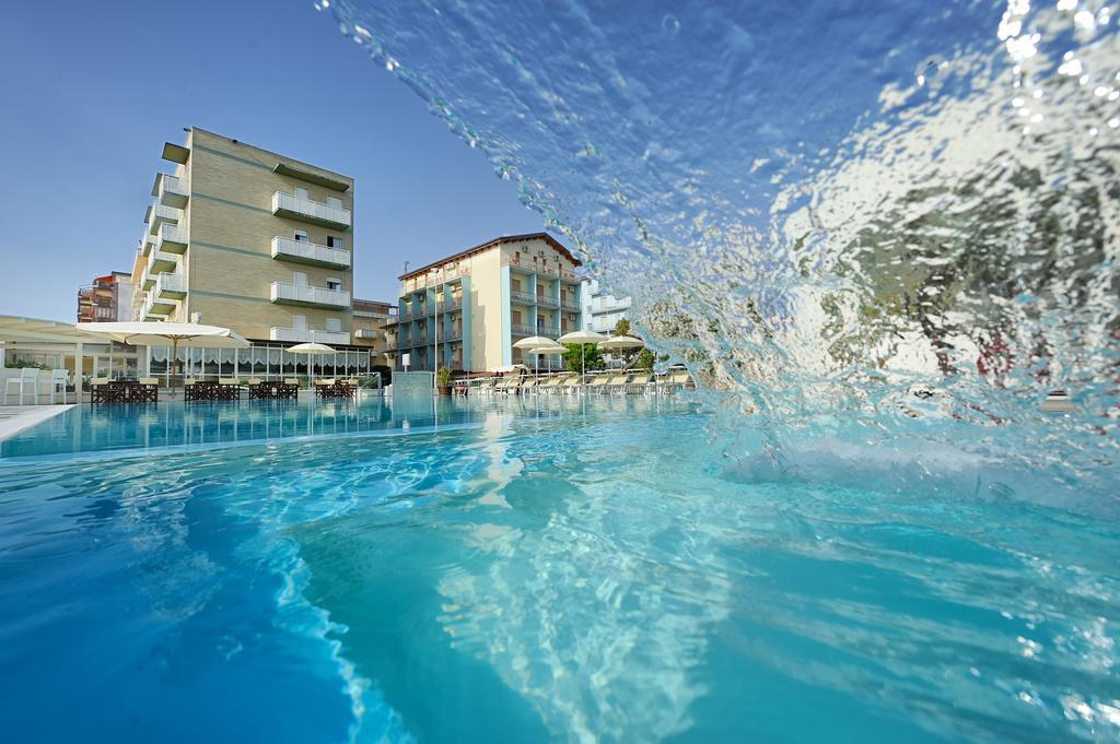 Hotel Caesar Lido Di Savio Luaran gambar